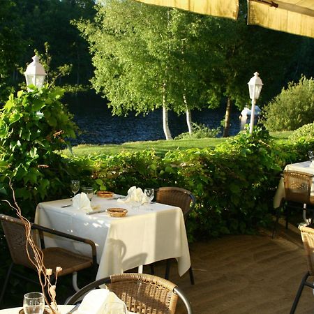 Logis Hotel Du Lac Нёвик Экстерьер фото