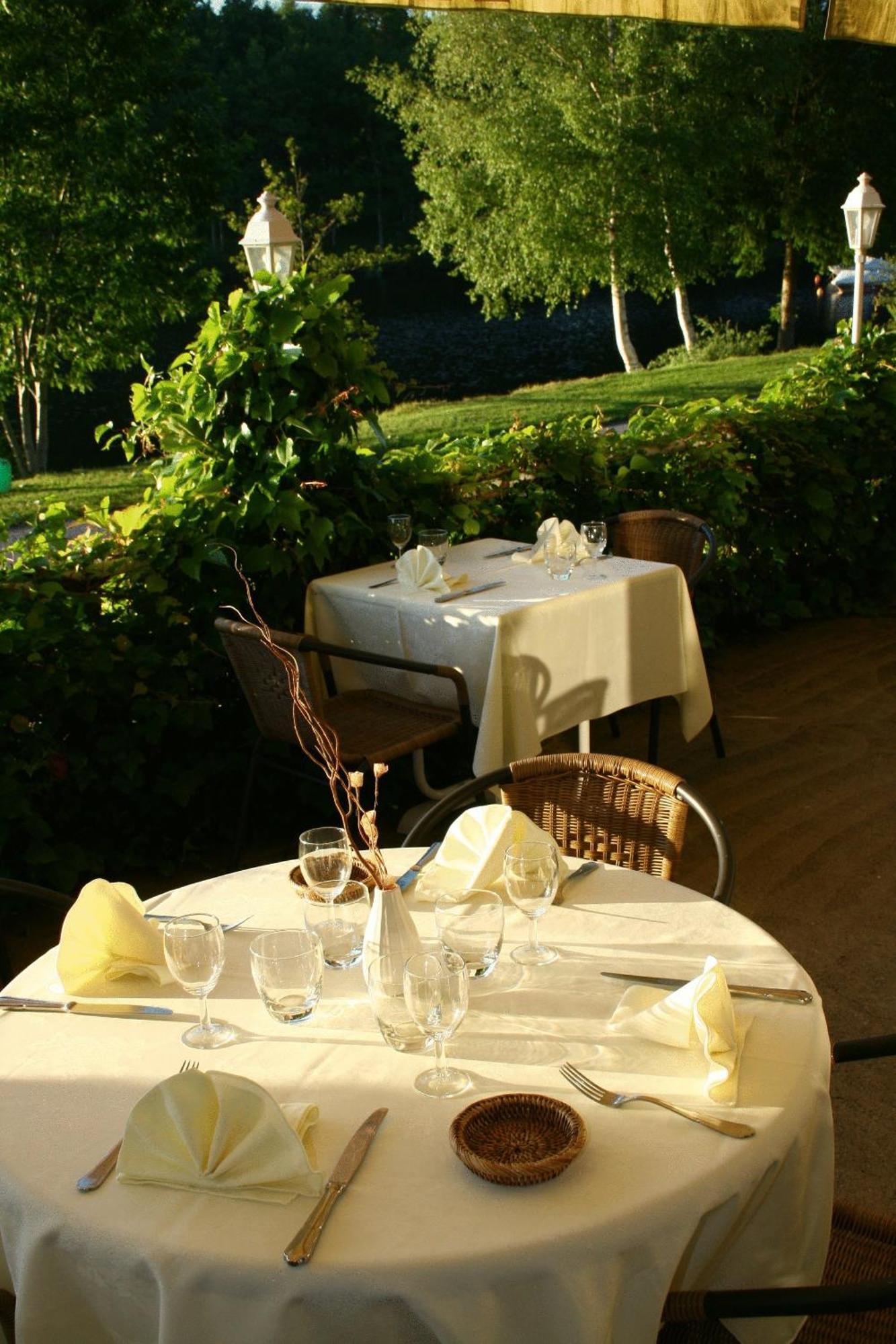 Logis Hotel Du Lac Нёвик Экстерьер фото