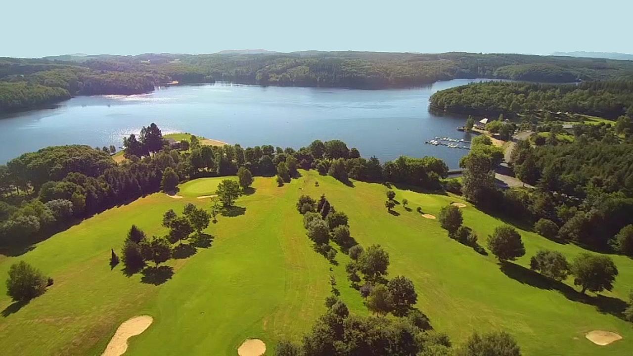 Logis Hotel Du Lac Нёвик Экстерьер фото